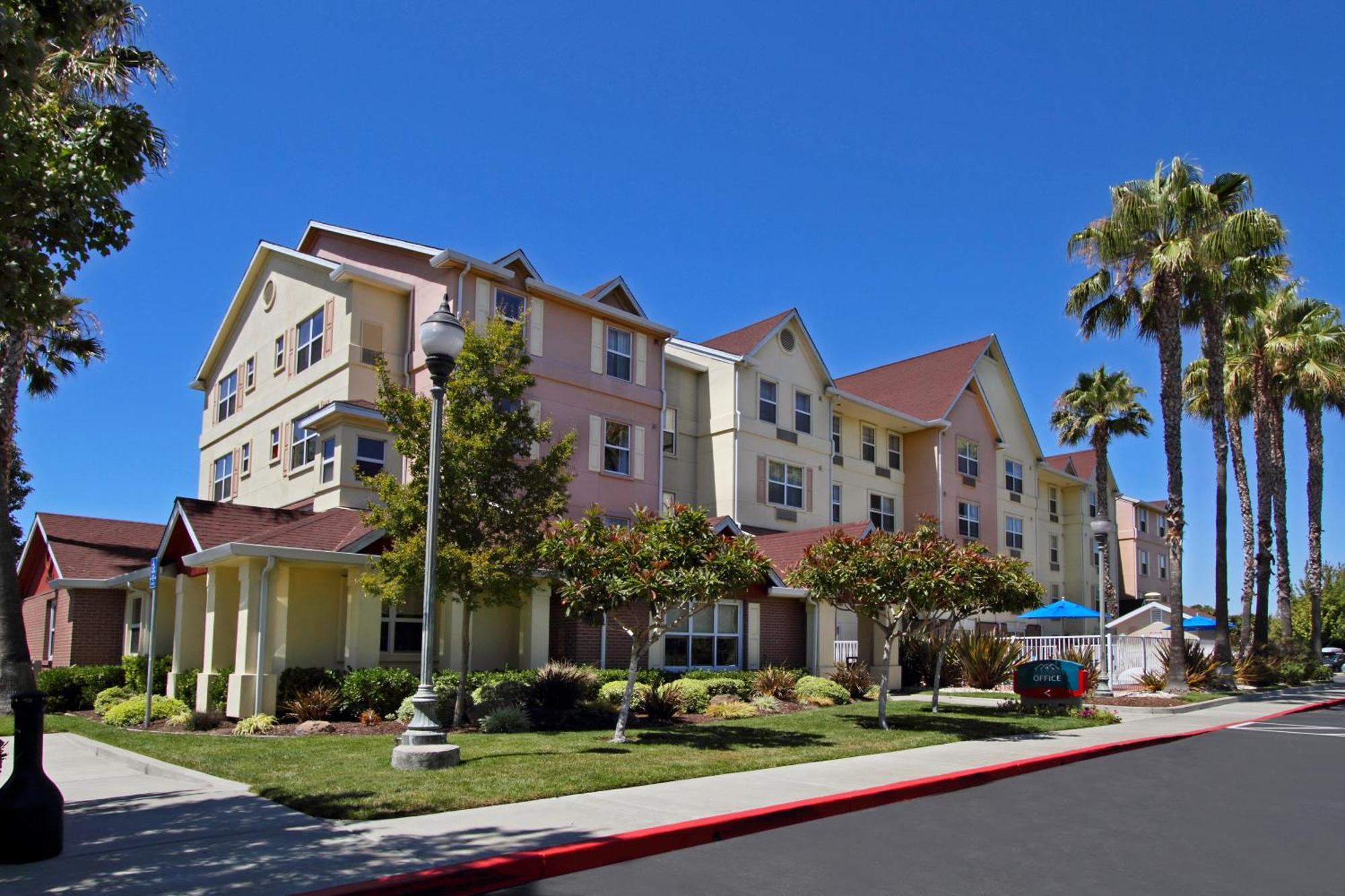 Towneplace Suites Newark Silicon Valley Exterior photo