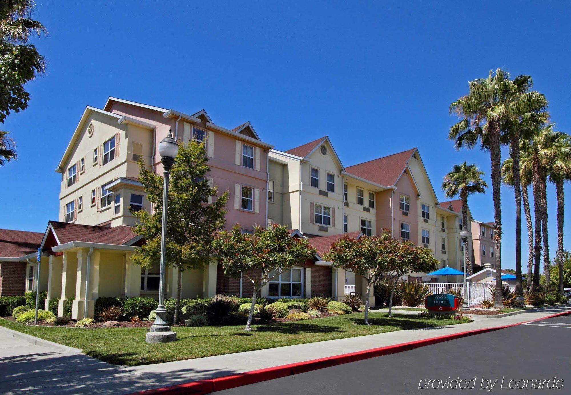 Towneplace Suites Newark Silicon Valley Exterior photo